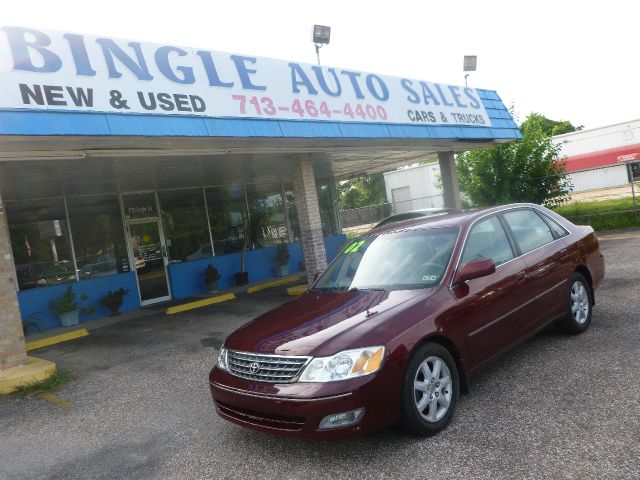2002 Toyota Avalon XLS