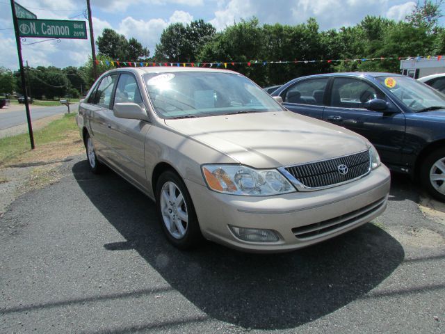 2002 Toyota Avalon XLS