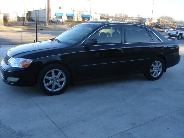 2002 Toyota Avalon XLS