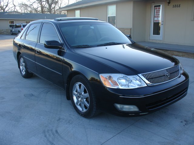 2002 Toyota Avalon XLS