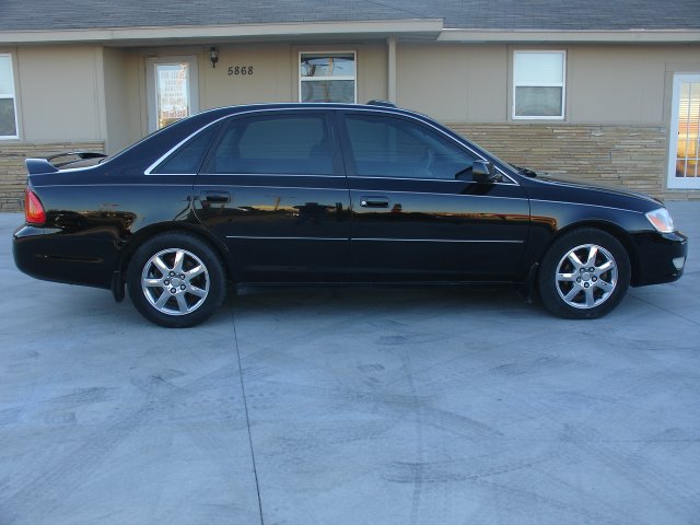 2002 Toyota Avalon XLS