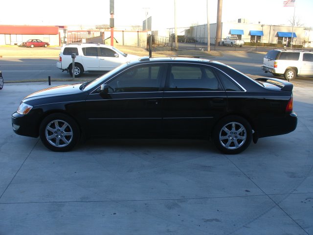 2002 Toyota Avalon XLS