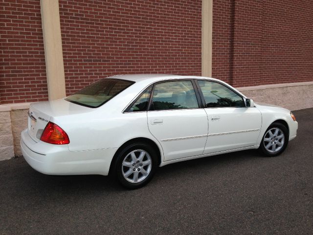 2002 Toyota Avalon XLS