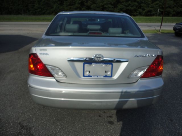 2002 Toyota Avalon XLS