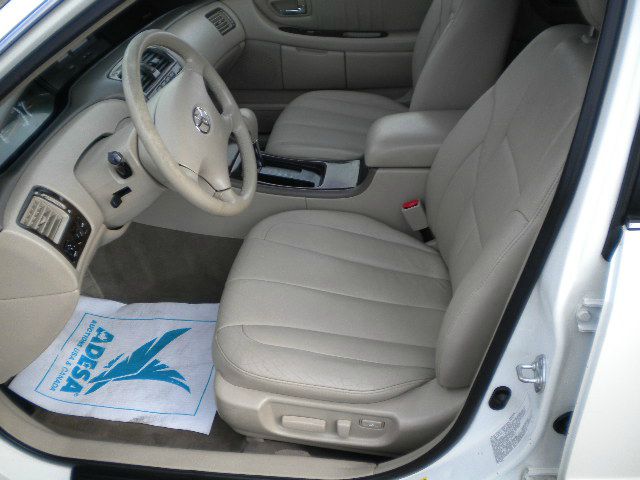 2002 Toyota Avalon Unknown