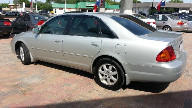 2002 Toyota Avalon XLS