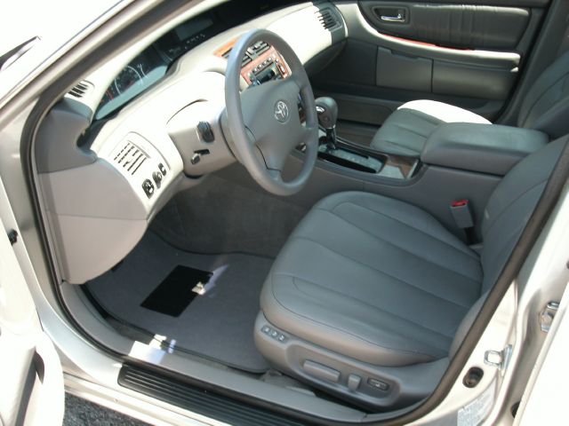 2002 Toyota Avalon XLS