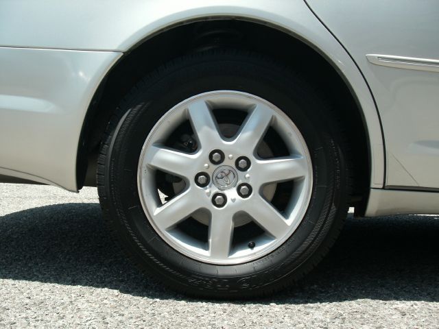 2002 Toyota Avalon XLS