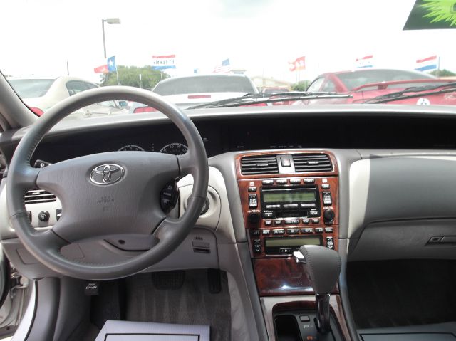 2002 Toyota Avalon XLS