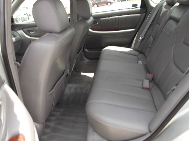 2002 Toyota Avalon XLS