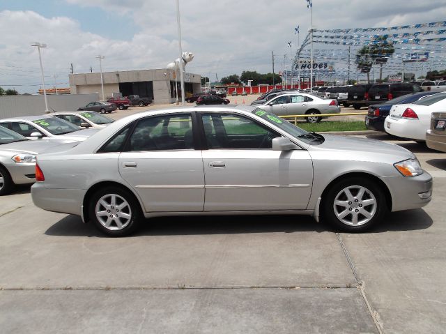 2002 Toyota Avalon XLS