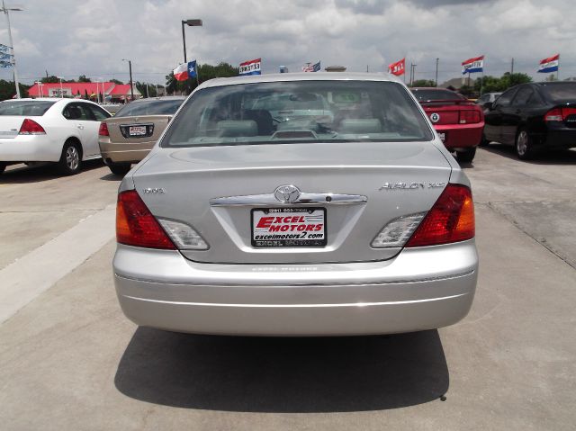 2002 Toyota Avalon XLS