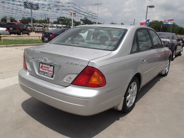 2002 Toyota Avalon XLS