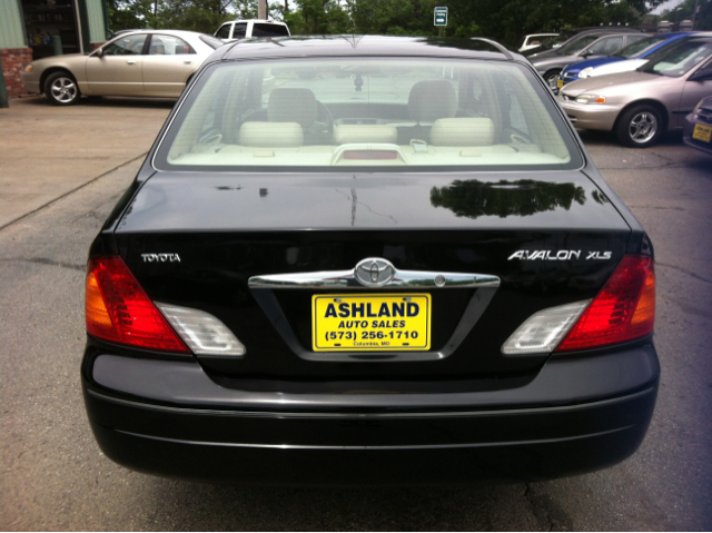2002 Toyota Avalon XLS