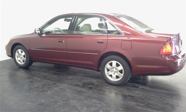 2002 Toyota Avalon Sport 4WD