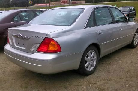 2002 Toyota Avalon Unknown