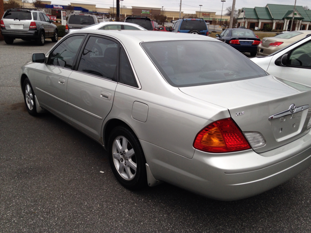 2002 Toyota Avalon XLS