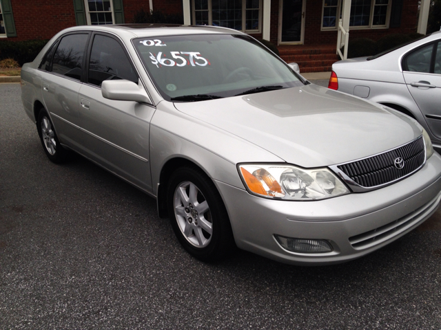 2002 Toyota Avalon XLS