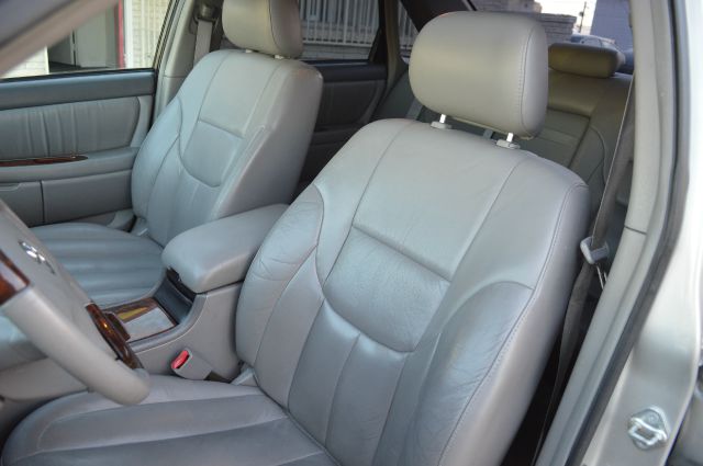 2003 Toyota Avalon XLS