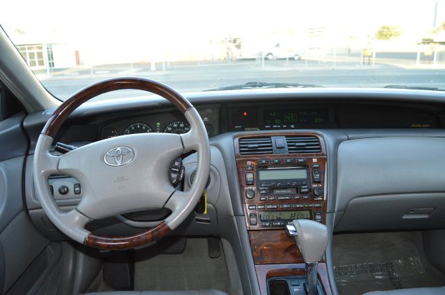 2003 Toyota Avalon XLS