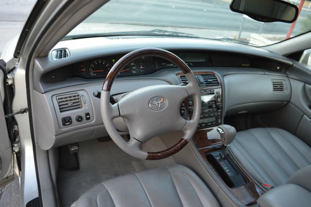 2003 Toyota Avalon XLS