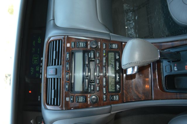 2003 Toyota Avalon XLS