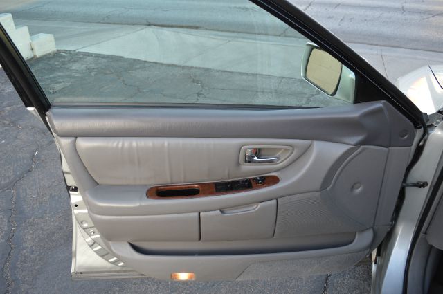 2003 Toyota Avalon XLS