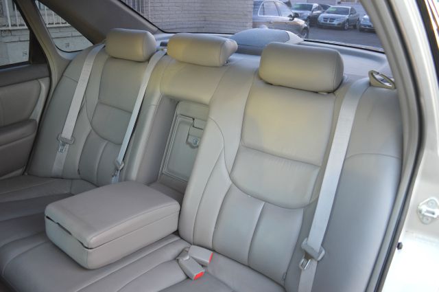 2003 Toyota Avalon XLS