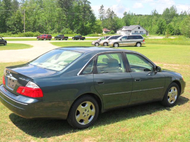 2003 Toyota Avalon XLS