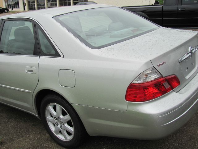 2003 Toyota Avalon Sport 4WD