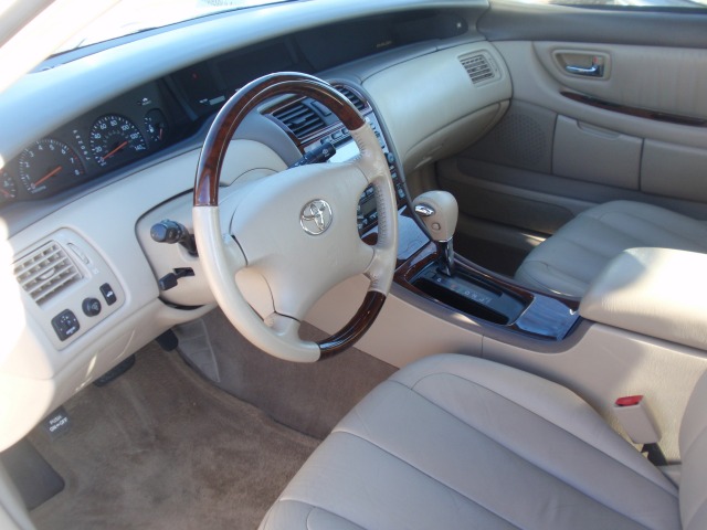 2003 Toyota Avalon XLS