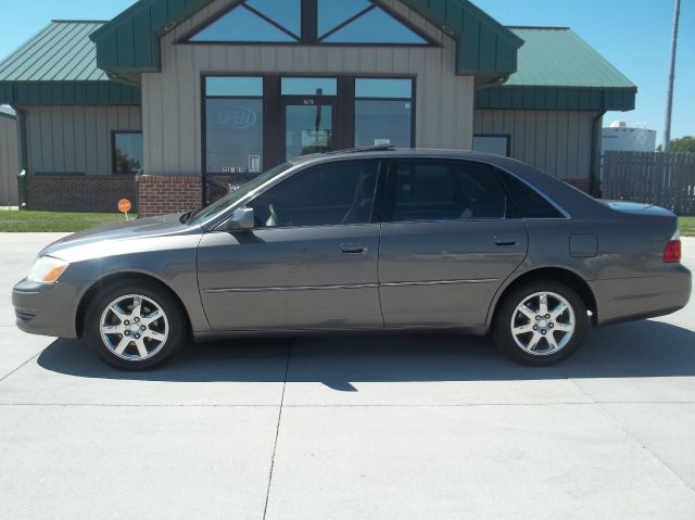 2003 Toyota Avalon XLS