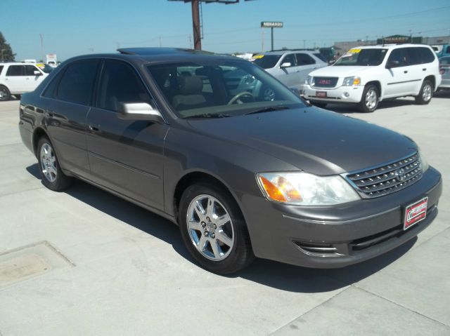 2003 Toyota Avalon XLS