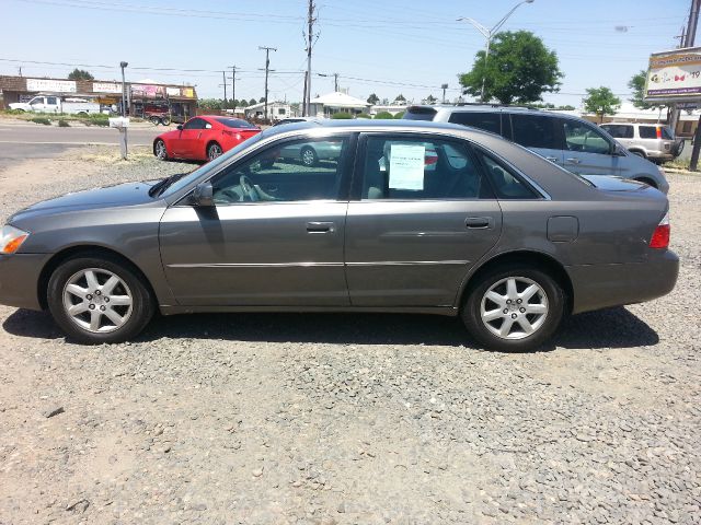 2003 Toyota Avalon Sport 4WD