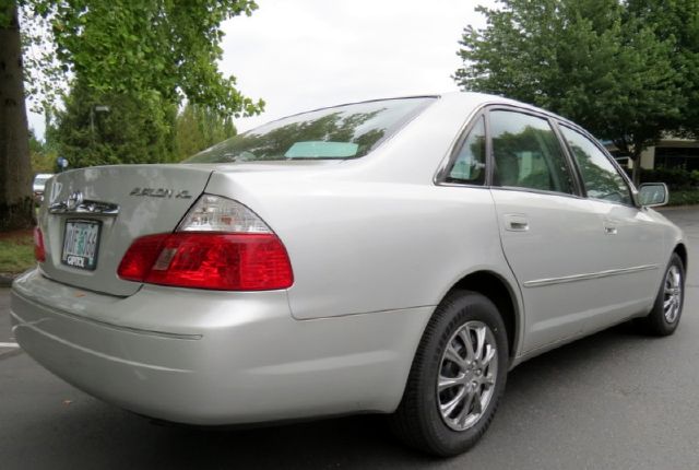 2003 Toyota Avalon Sport 4WD