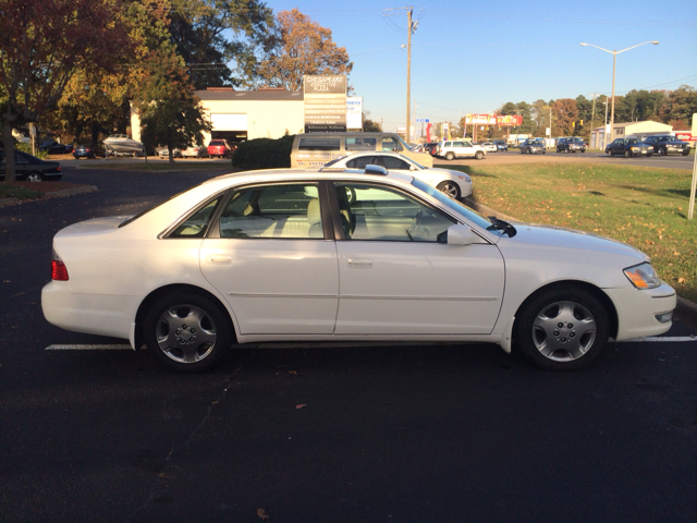 2003 Toyota Avalon XLS