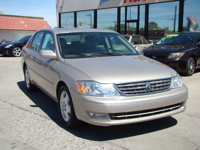 2004 Toyota Avalon XLS