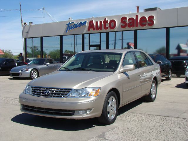 2004 Toyota Avalon XLS