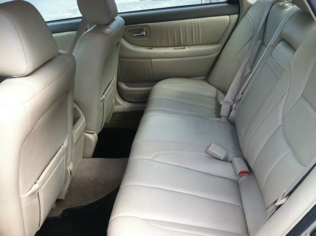 2004 Toyota Avalon XLS