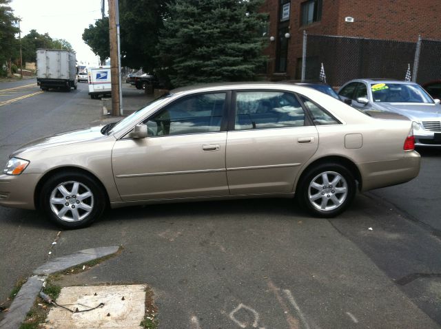 2004 Toyota Avalon XLS