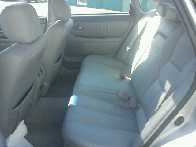 2004 Toyota Avalon XLS