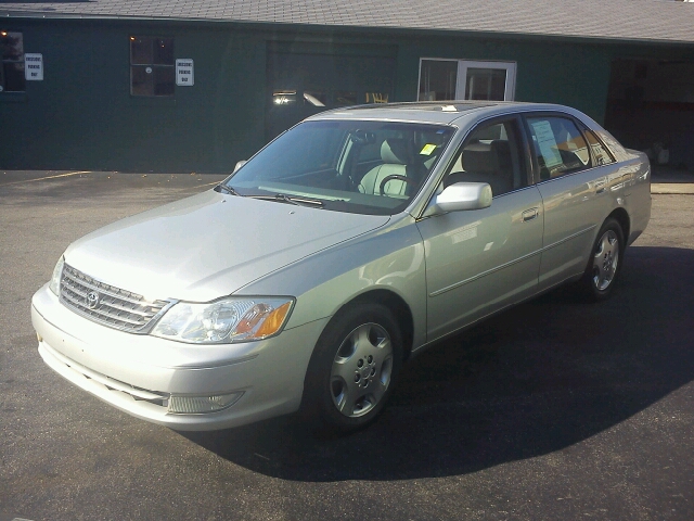 2004 Toyota Avalon XLS