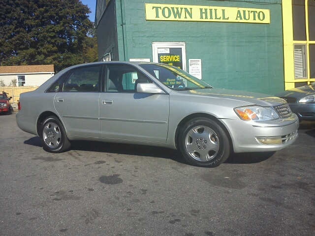 2004 Toyota Avalon XLS