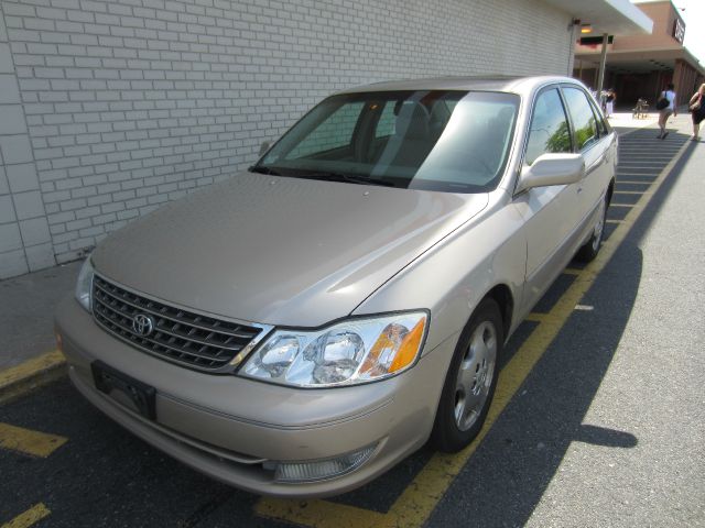 2004 Toyota Avalon Lariat XL