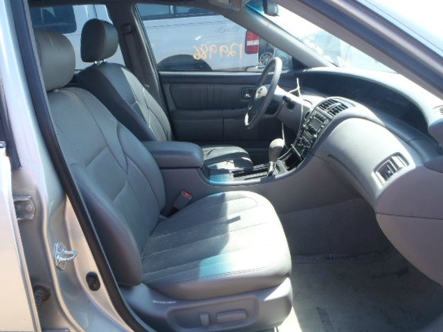 2004 Toyota Avalon XLS