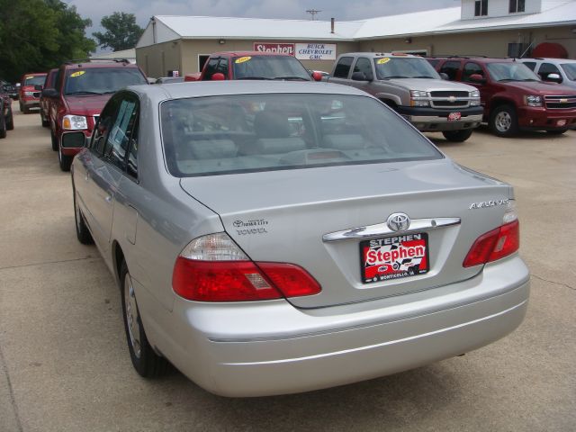 2004 Toyota Avalon XLS