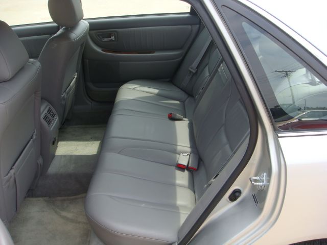 2004 Toyota Avalon XLS