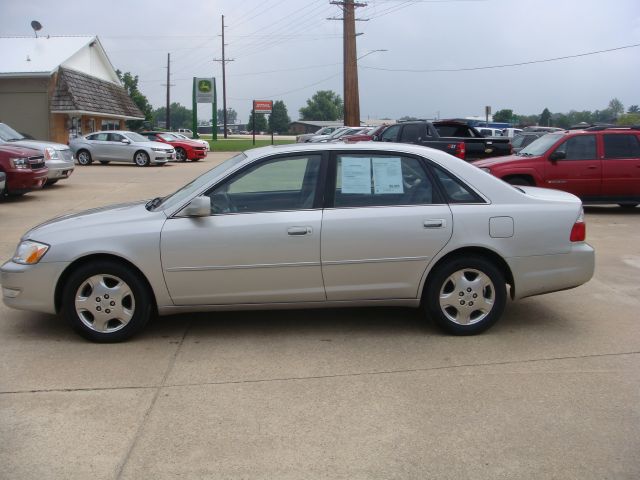 2004 Toyota Avalon XLS