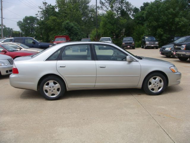 2004 Toyota Avalon XLS