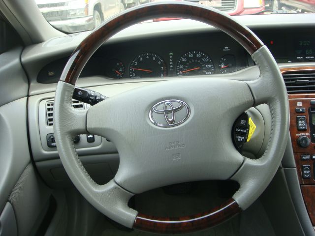2004 Toyota Avalon XLS
